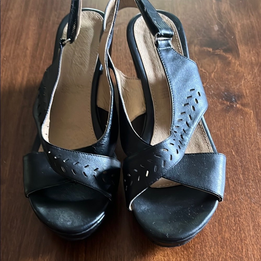 Black Platform Shoes with Smooth Finish